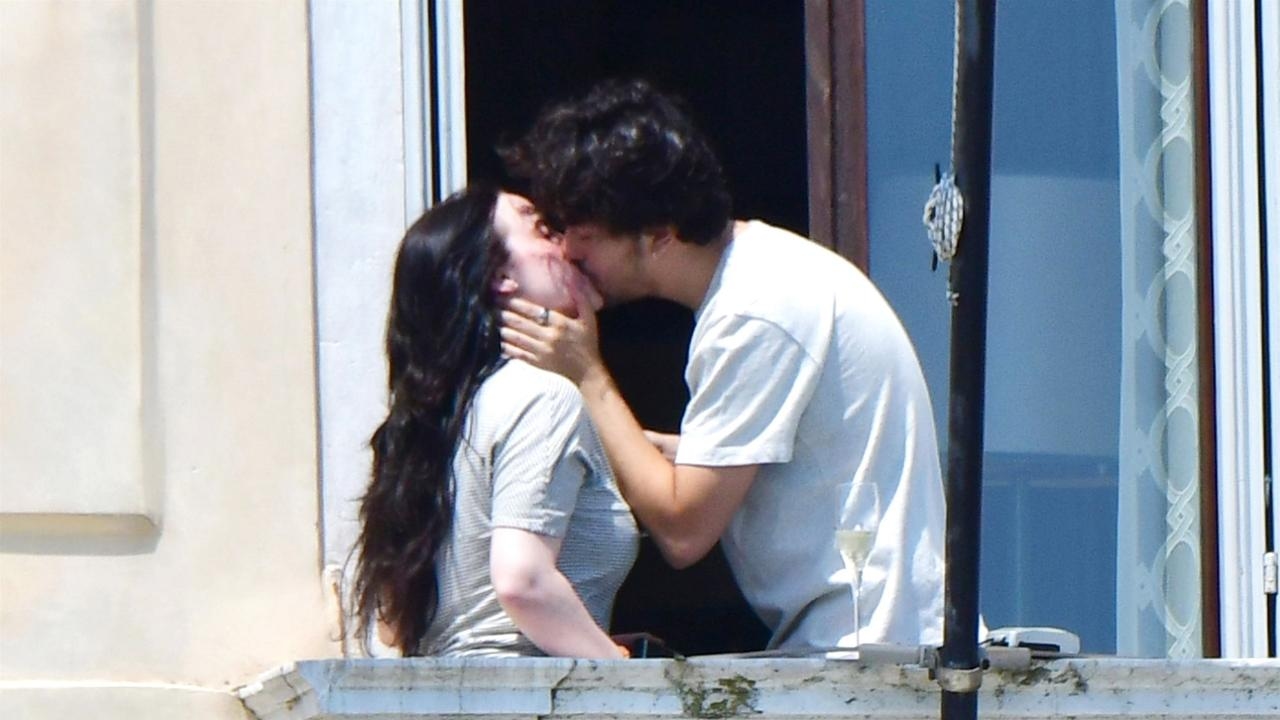 Billie Eilish sta frequentando Nat Wolff? Cronologia della relazione con Billie Eilish