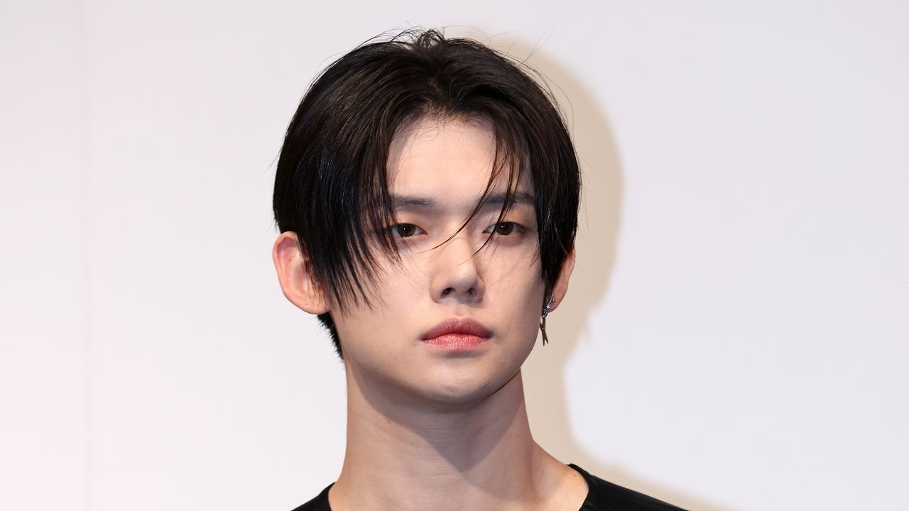 Yeonjun von TXT ist Co-signs für Boxschuhe bei einem der trendigsten Sneaker der Saison