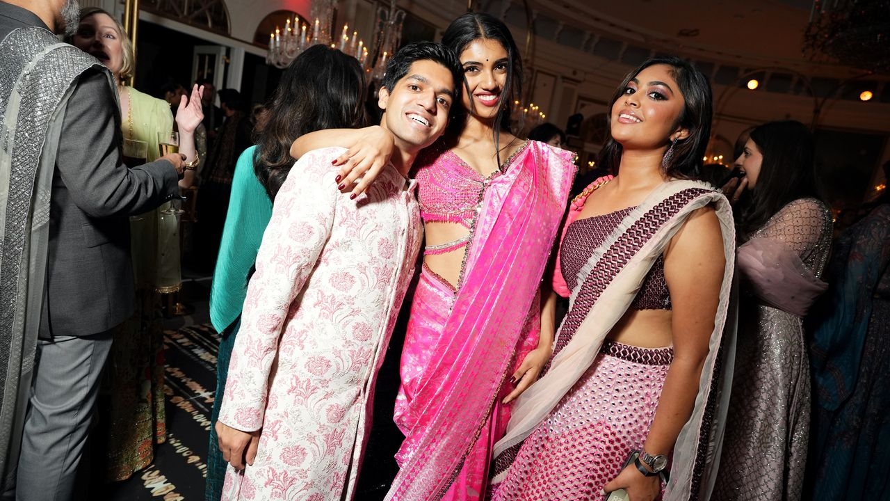 All That Glitters Diwali Ball bewijst dat Generatie Z desi-glamour opnieuw definieert