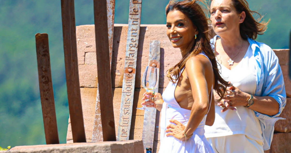 People. Eva Longoria stops at the Guebwiller vineyard