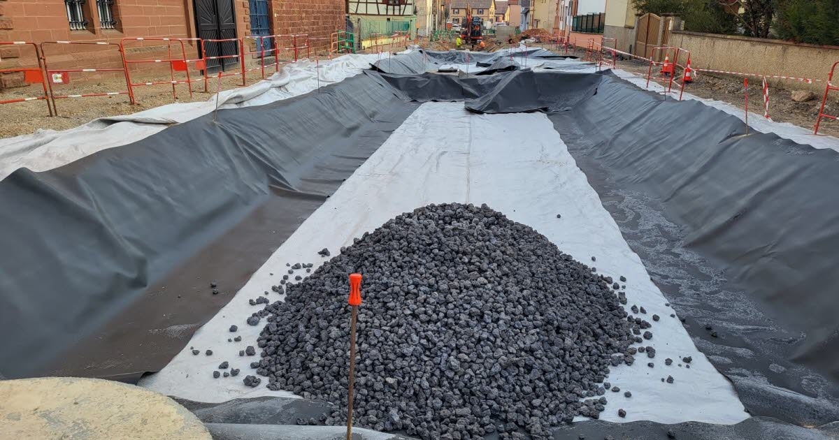 Wingersheim. La ciudad es un sitio piloto para el almacenamiento e infiltración de agua de lluvia bajo la calzada.