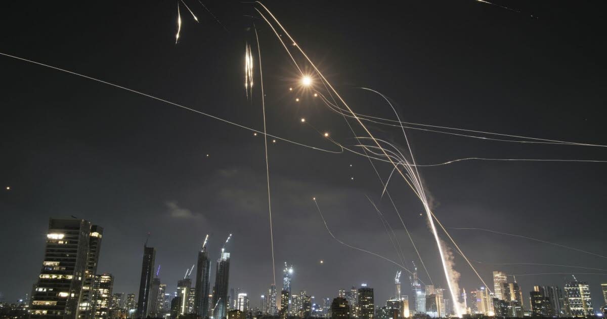 En direct. 78 morts en Iran, Israël frappé en son cœur... Revivez la journée de grande tension au Proche-Orient