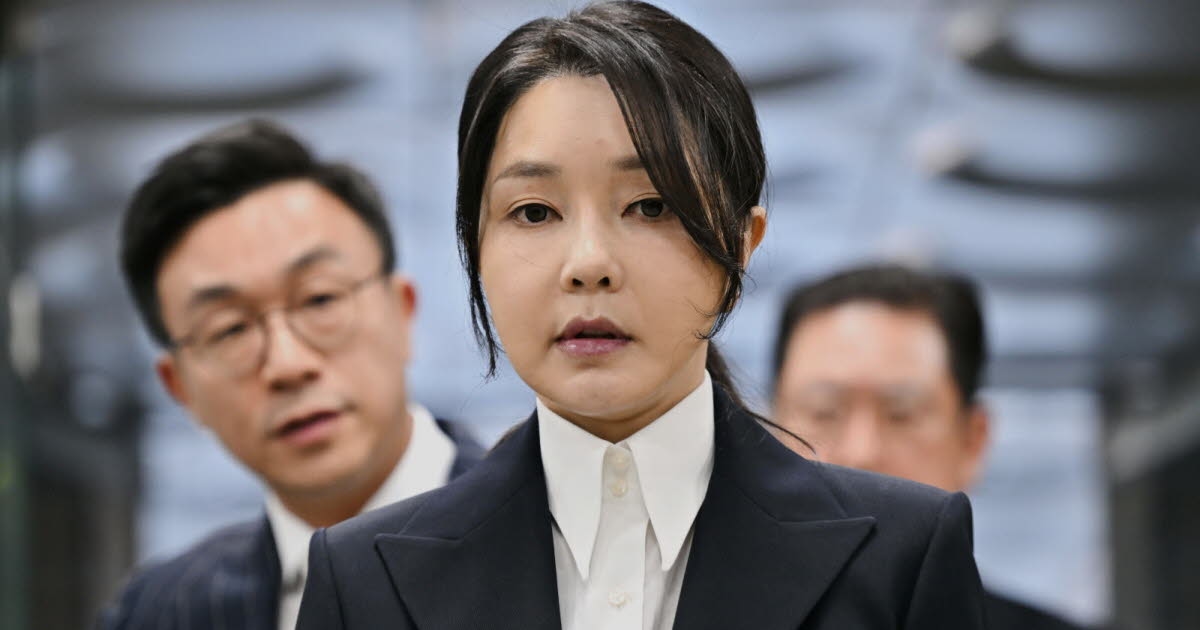Korea Południowa: Aresztowano żonę obalonego byłego prezydenta Yoona, dokonano rewizji w biurach partyjnych