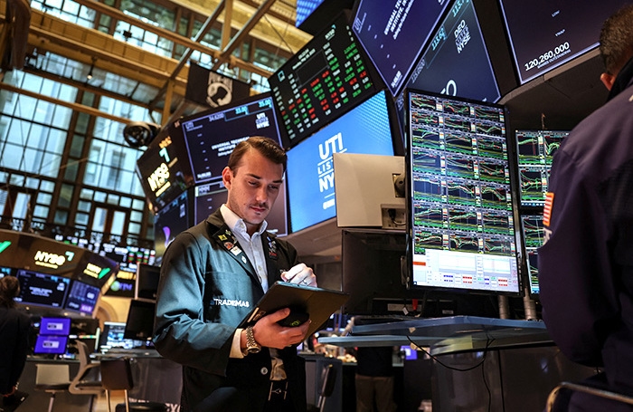 Crescimento da atividade empresarial nos EUA e declínio na Bolsa de Moscou. Revisão do Mercado Financeiro 22 de maio