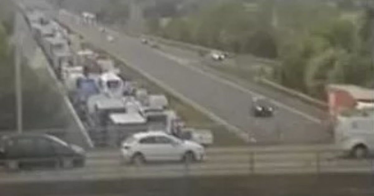 M5 traffic LIVE: Rush hour crash on major motorway causes huge delays