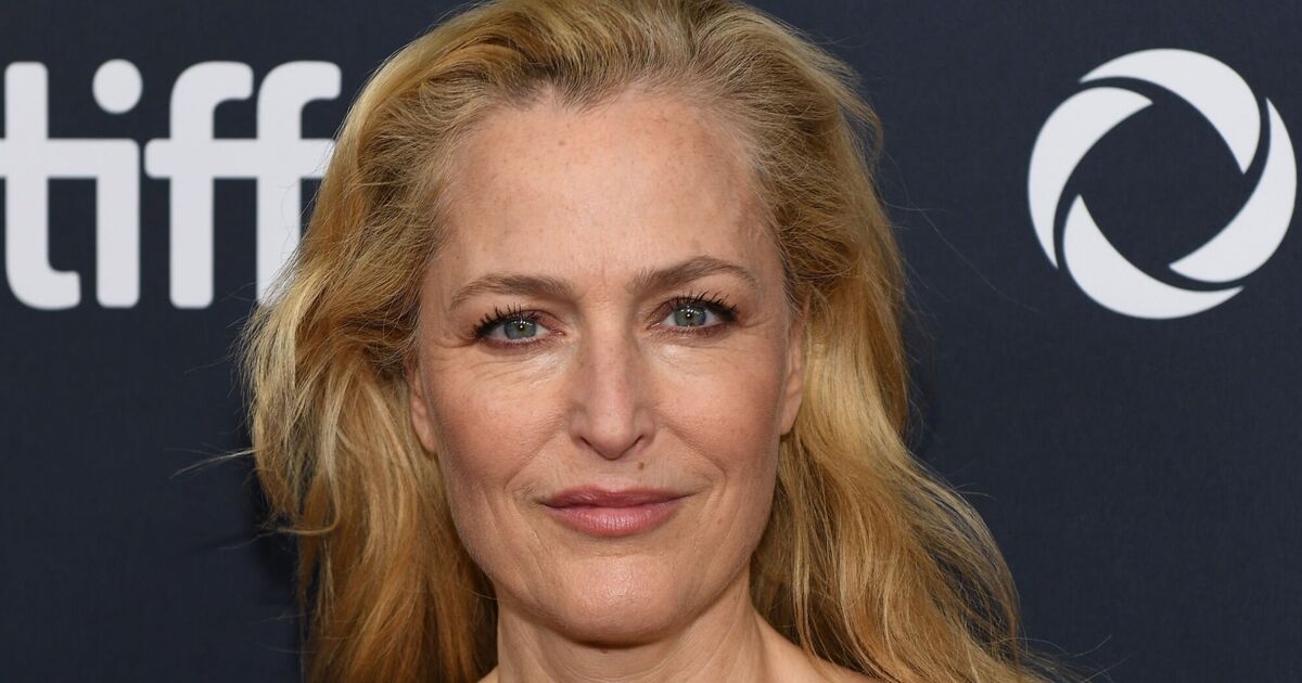 Como Gillian Anderson se arrumou para me interpretar na tela grande