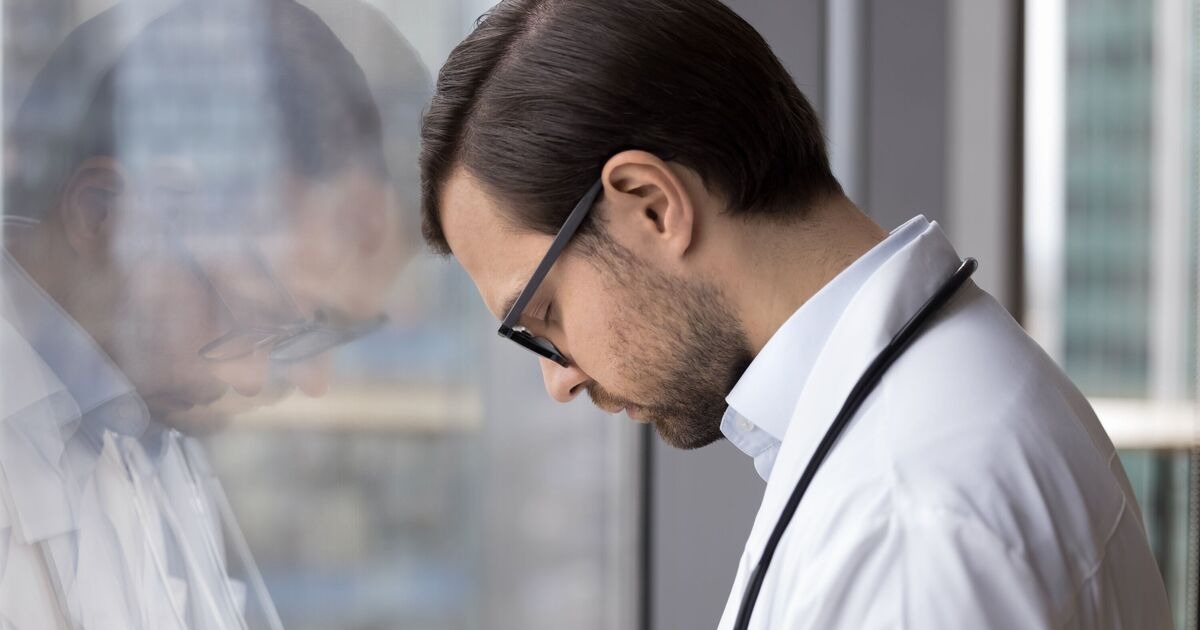 Arzt enthüllt unheimliches Symptom, das beweisen könnte, dass jemand weniger als einen Tag zu leben hat