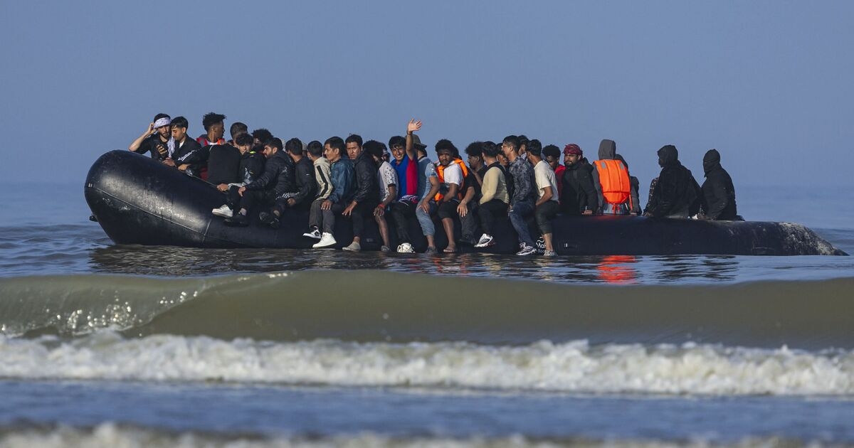 Fury as migrants offered free eye tests, dental treatment and even wigs on NHS
