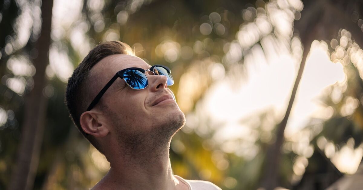 Un expert en ophtalmologie prévient que c'est pourquoi vous devriez porter des lunettes de soleil chaque fois que vous sortez