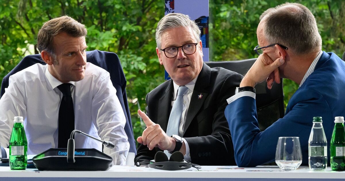AB-İngiltere zirvesi CANLI: Keir Starmer'ın 'Brexit ihaneti' iddiası üzerine korkular yoğunlaşıyor