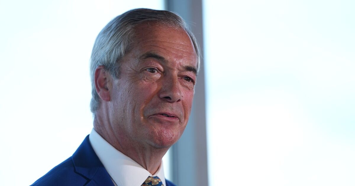 Nigel Farage planeja trazer estrelas de negócios, TV e esportes para seu gabinete como primeiro-ministro