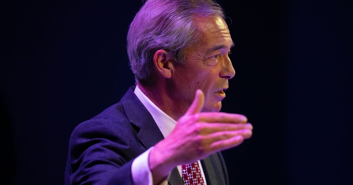 Nigel Farage bereitet die Royal Navy auf den französischen Migranten-Showdown unter der Reformregierung vor