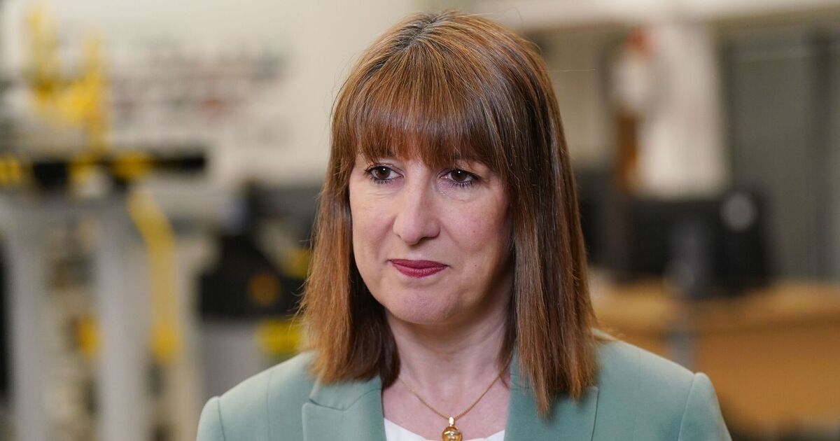 Rachel Reeves' candid 7-word remark on 'tough day in the office' after tearful PMQs