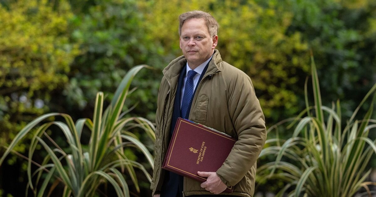 Grant Shapps verdedigt de doofpotaffaire in Afghanistan in tien woorden en verbreekt daarmee de stilte.