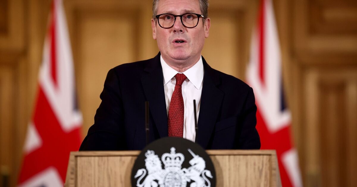 Incredible graph shows just how much trouble Tories and Labour are really in