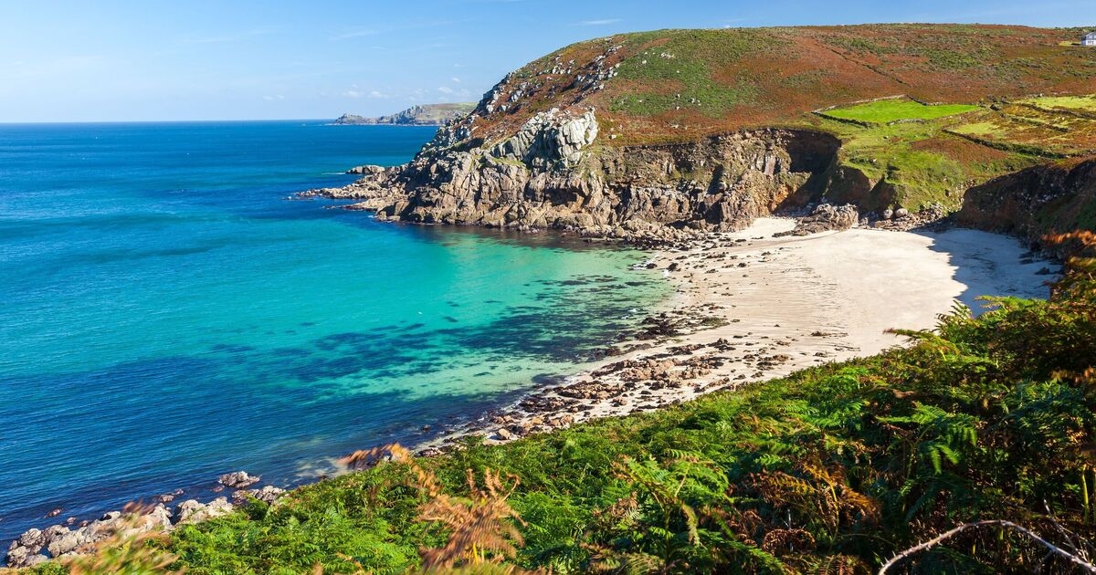 'Secret' cove with turquoise waters and seals is perfect for a getaway