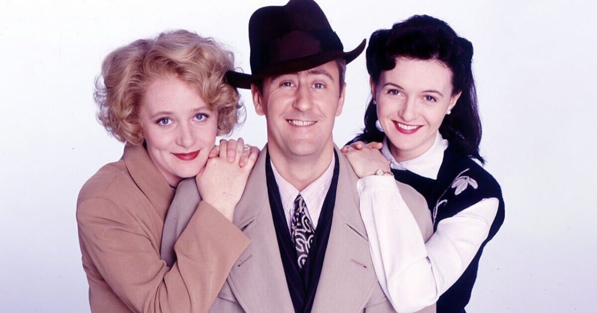 Goodnight Sweetheart star’s real reason for quitting after ‘fuming’ over character scenes