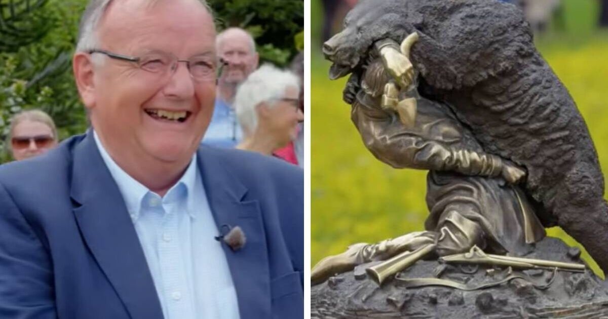 Gość programu Antiques Roadshow chichocze, mimo że wartość rosyjskiego brązu spadła o połowę w wyniku pomyłki