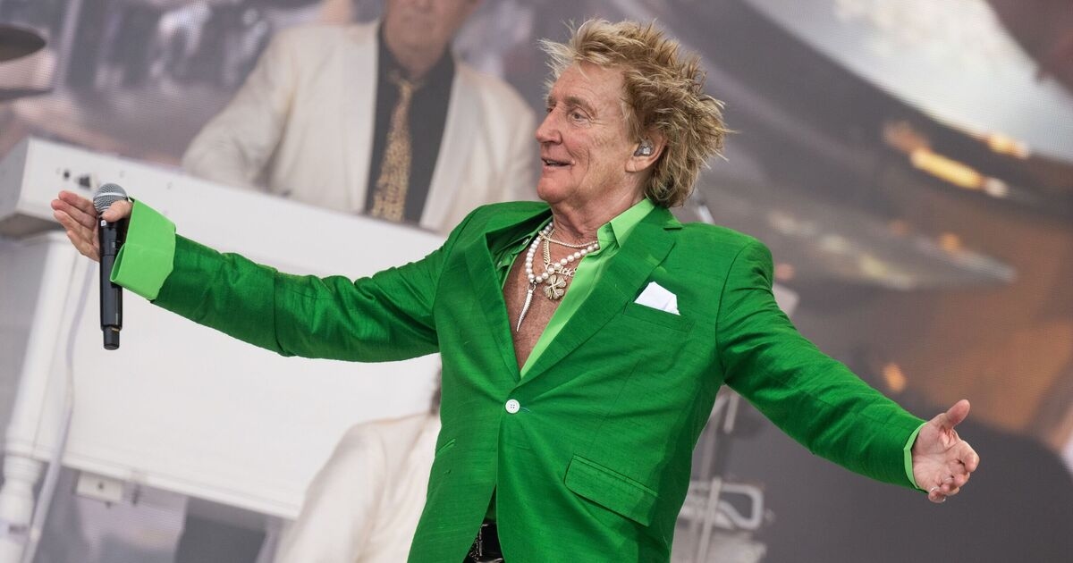 Rod Stewart lascia tutti i fan di Glastonbury che dicono la stessa cosa a pochi minuti dal set