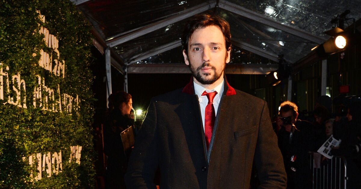 Le célèbre frère de Ralf Little est la vedette d'un drame d'époque « chef-d'œuvre » avec une touche médicale