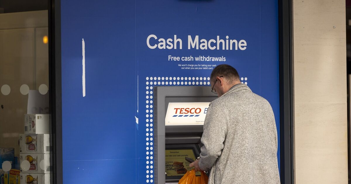 Alerta de impuesto al ahorro de '£10,000' mientras un experto dice que millones 'se enfrentan a una factura impactante de ahorros'