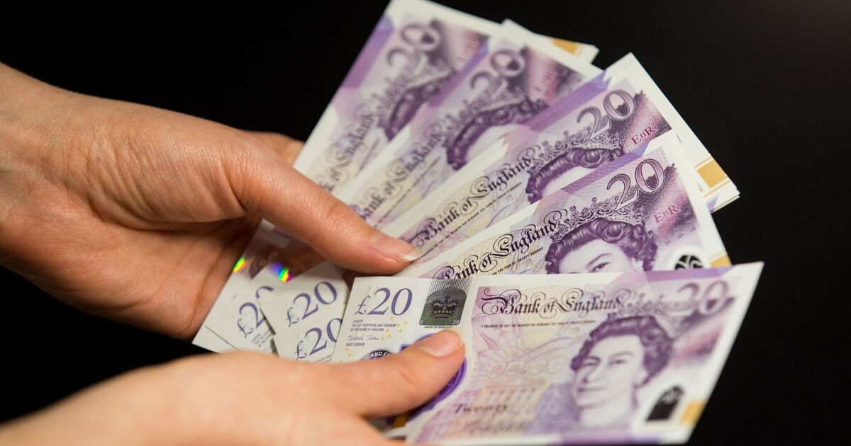 Waarschuwing voor gepensioneerden die meer dan £ 597 per jaar verdienen