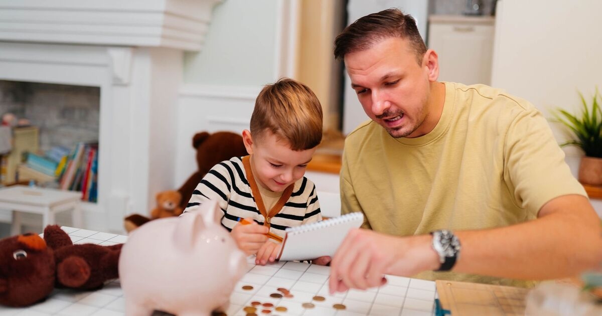 How a father-of-four saved £816 by switching phone, TV, and broadband providers