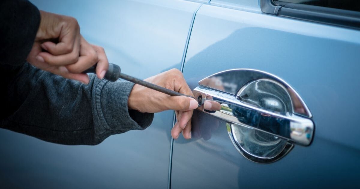 The little parking trick that instantly makes cars less attractive to thieves