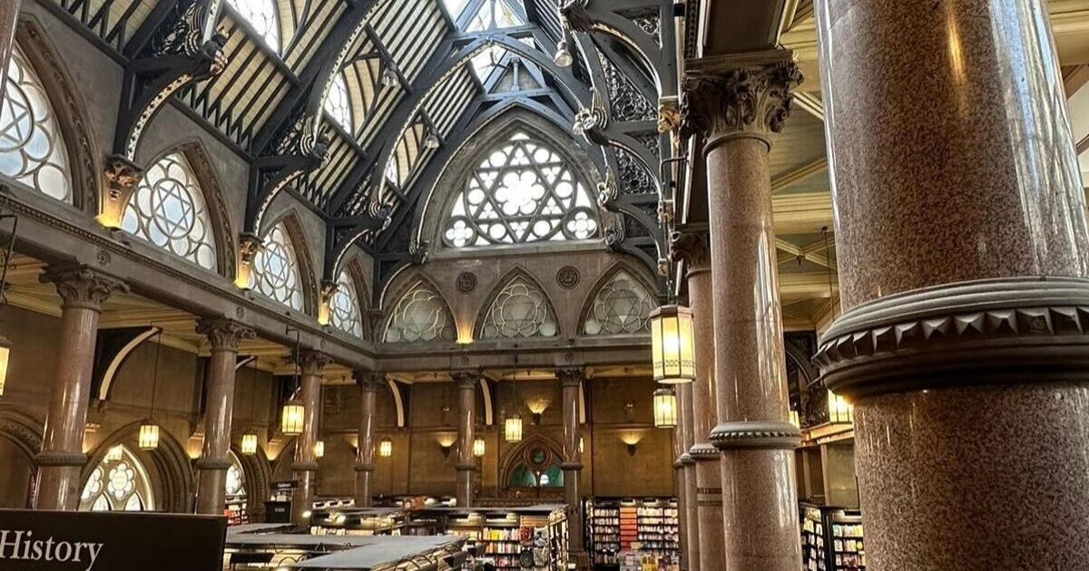 All'interno della libreria "più bella" del Regno Unito - e la gente non riesce a credere dove si trovi