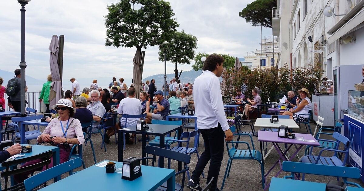 Je suis un Britannique qui a vécu en Italie - chaque touriste enfreint 2 règles lorsqu'il commande dans un restaurant