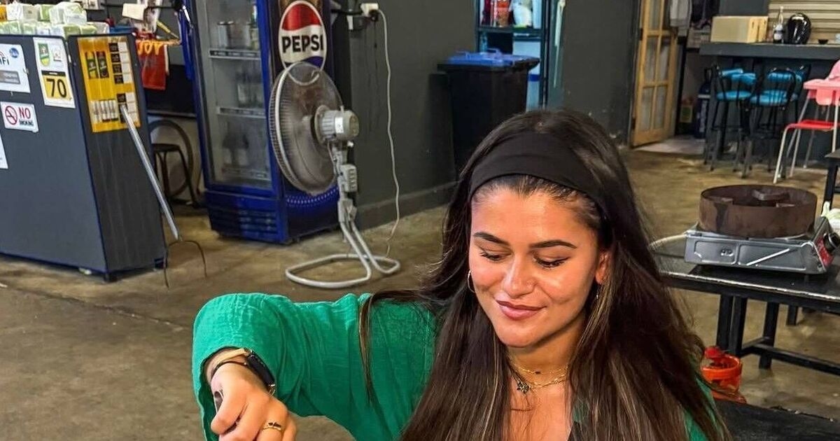 Пара, покинувшая Великобританию, теперь живет в стране с температурой 30°C и получает счет за воду всего на 2,76 фунта стерлингов.