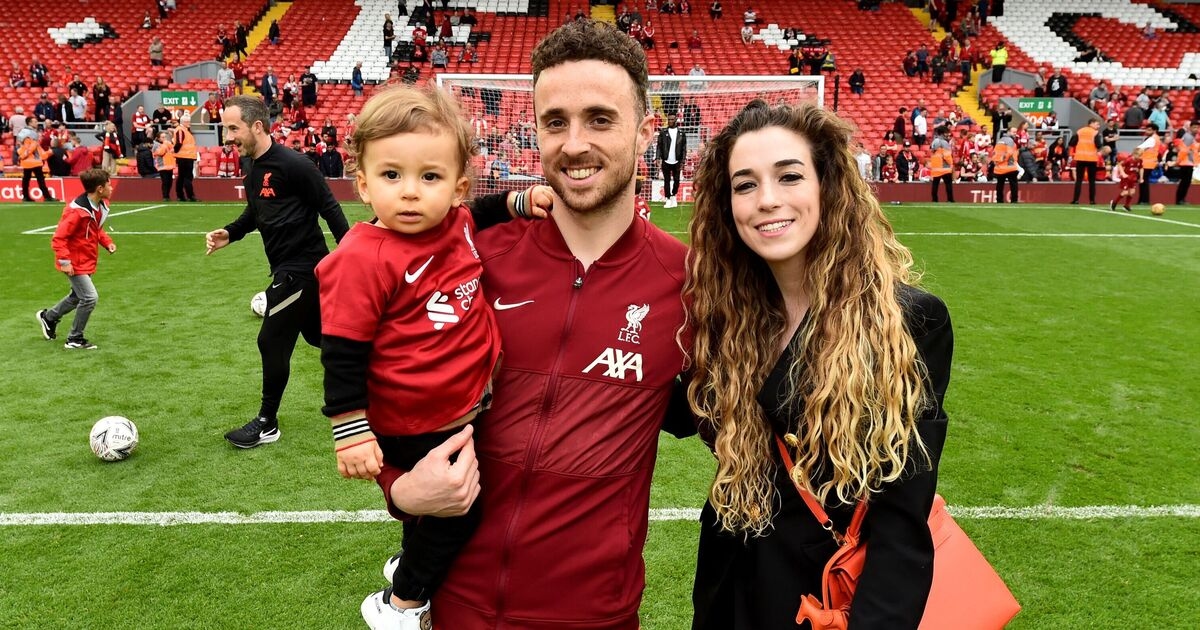El Liverpool 'pagará el contrato de Diogo Jota' mientras los jugadores llegan al funeral