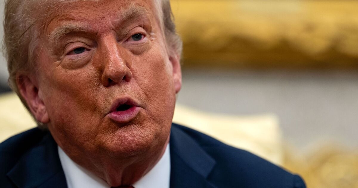 Trump geeft NAVO opdracht Russische straaljagers neer te schieten - vanwege één simpele overtreding