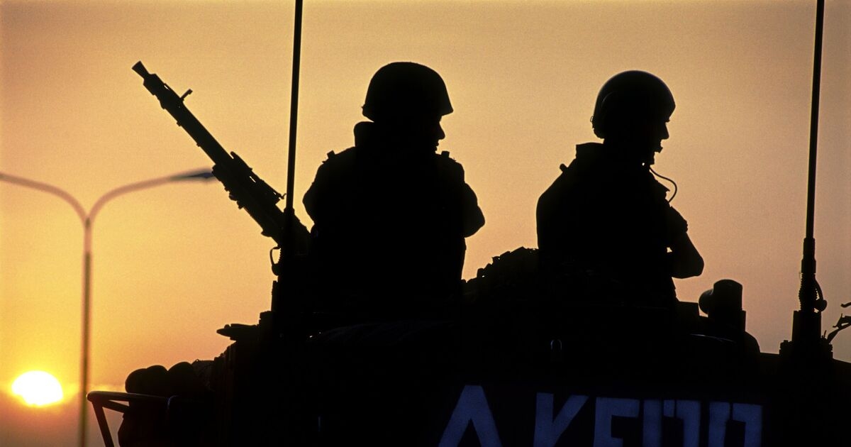 Medos da Terceira Guerra Mundial explodem quando a OTAN está "mais próxima de um conflito armado" desde que foi criada