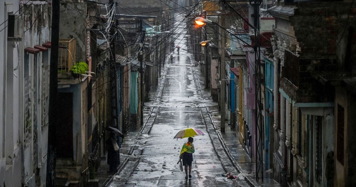 'Sou especialista em viagens - eis o que você deve fazer quando o furacão Melissa atingir o Caribe'