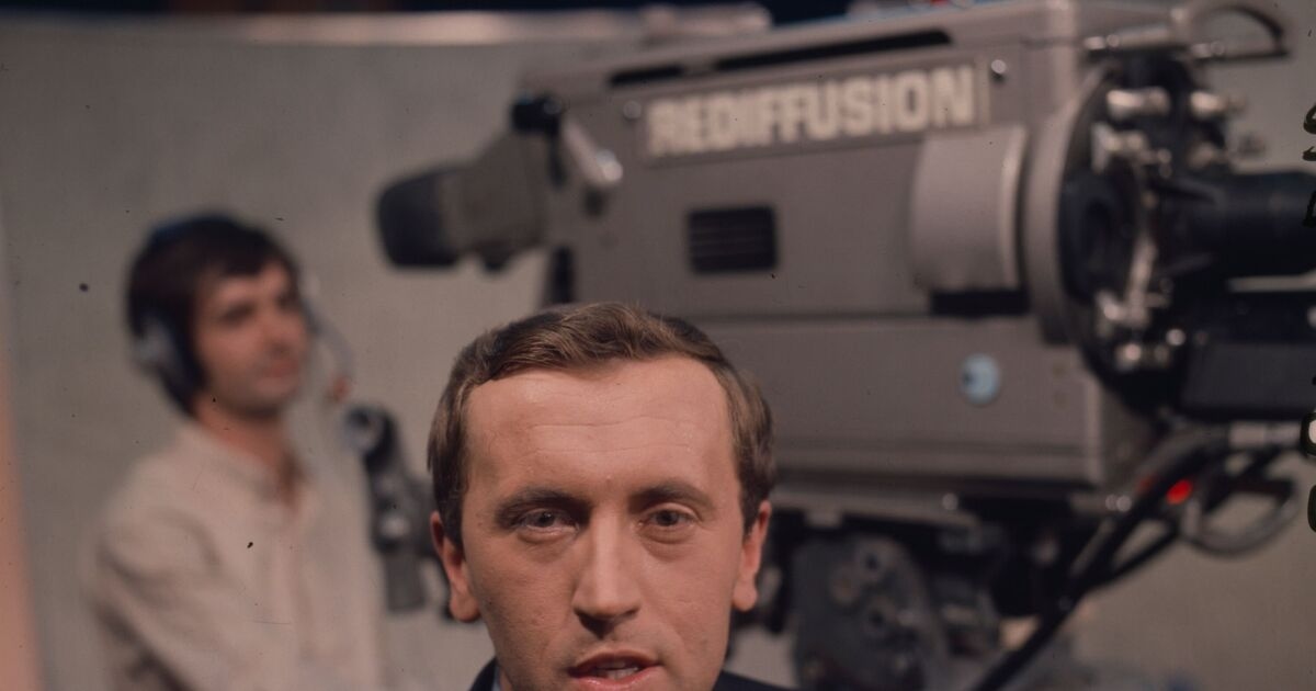 De zoon van Sir David Frost onthult welke favoriete hobby van de presentator hem van zijn werk hield