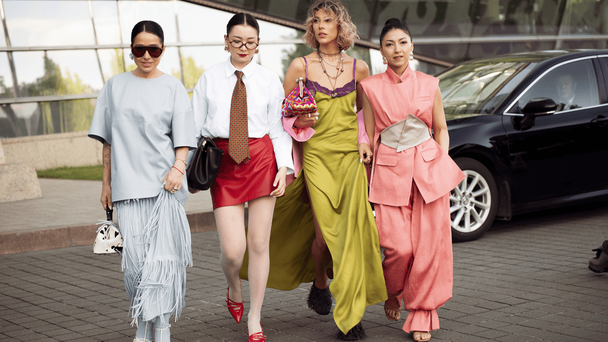 Bilmeniz Gereken Harika Bir Yeni Moda Haftası Var ve Sokak Stili İncelenmeli