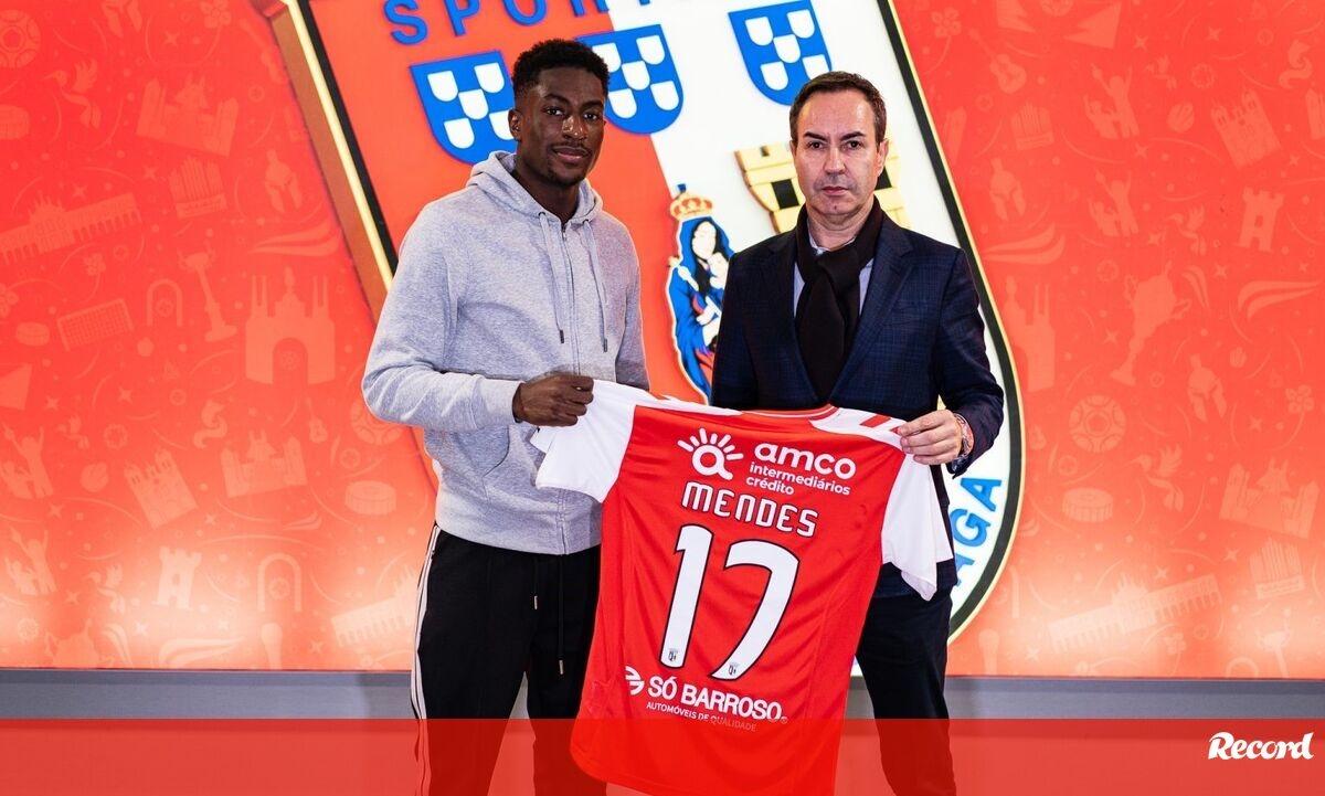 <![CDATA[ Djibril e Joe Mendes vão a teste na pré-época ]]>