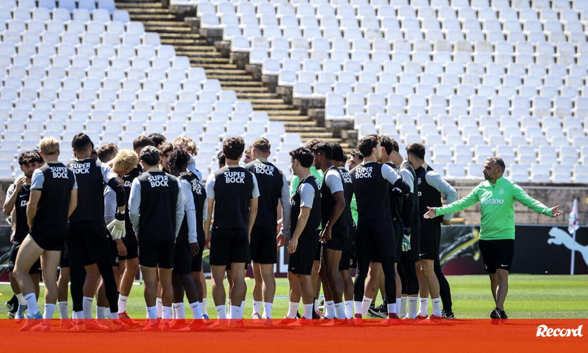 <![CDATA[ Sporting dá tudo pela dobradinha ]]>