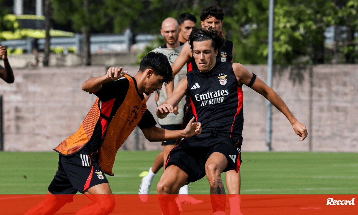 <![CDATA[ Real Madrid aproxima-se de Carreras: o que separa merengues do Benfica ]]>