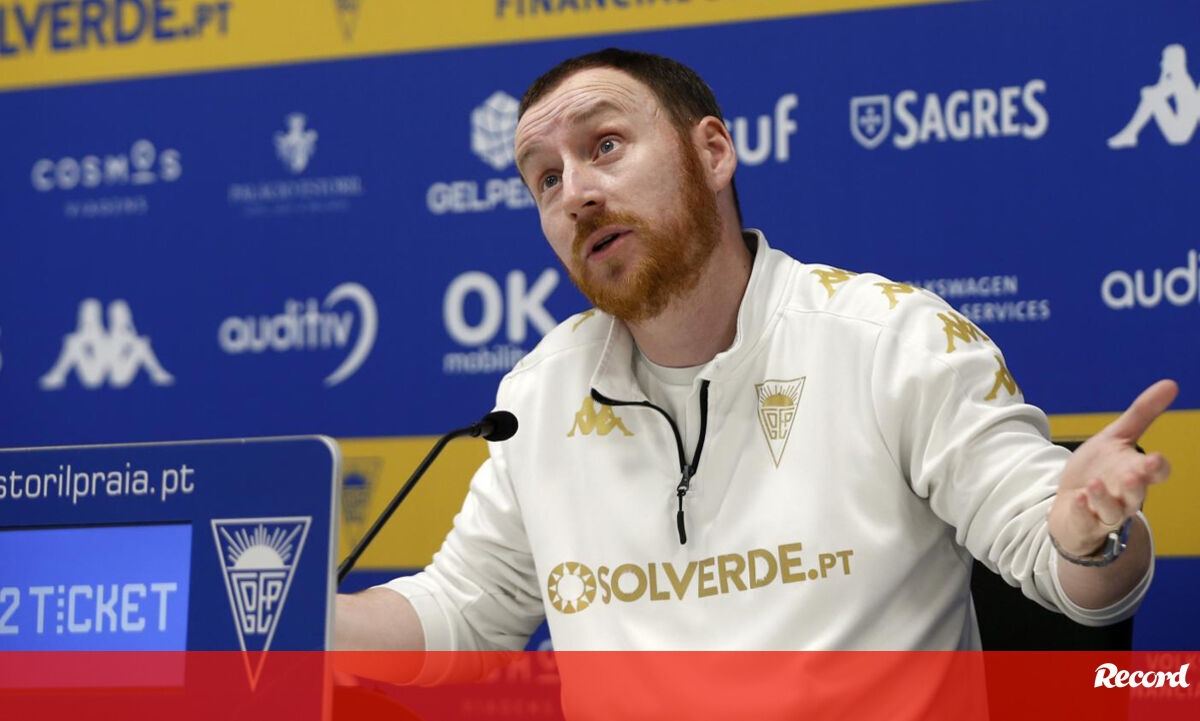 <![CDATA[ Operação Nottingham Forest em marcha no Estoril ]]>