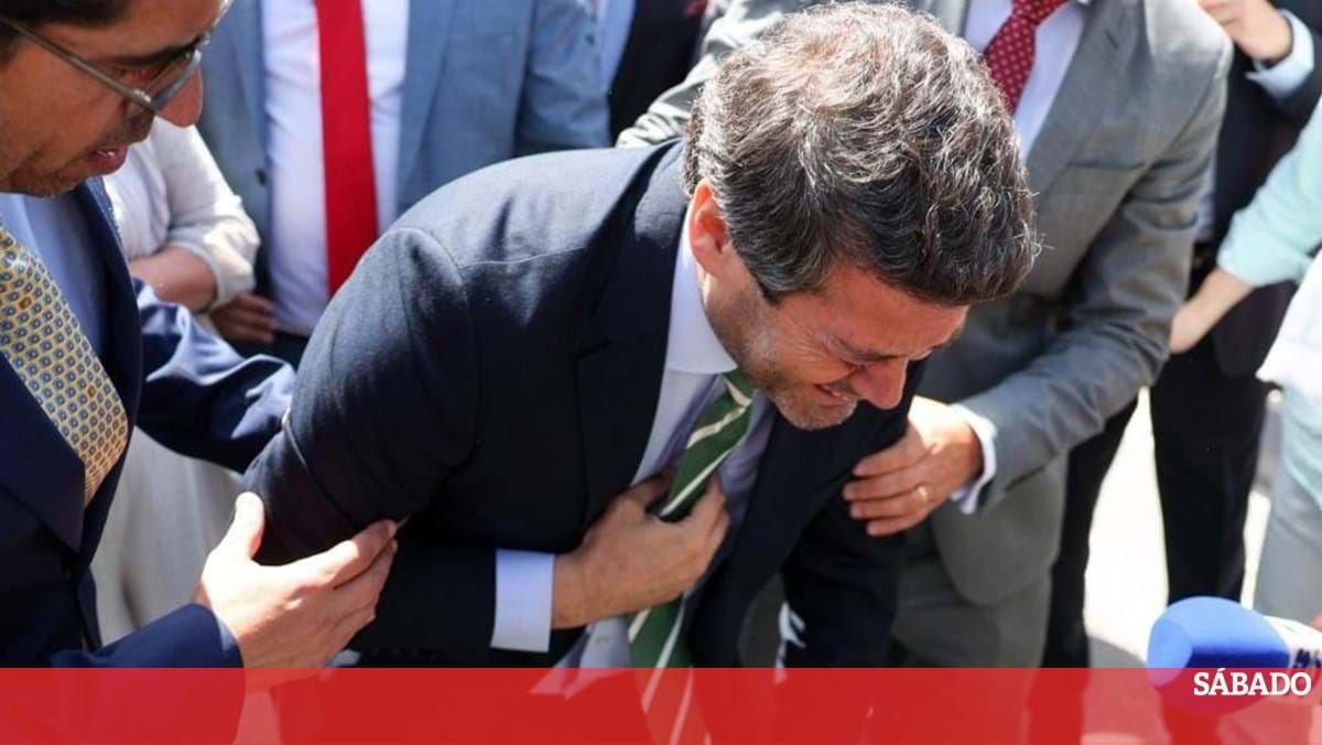 <![CDATA[ André Ventura está "a aproveitar-se da doença", diz analista comportamental ]]>