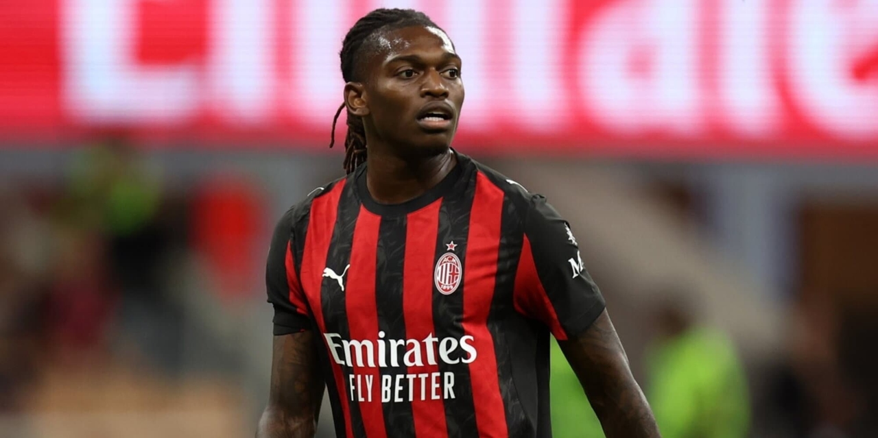 Milan e Leao a todo vapor: ele "vê" o Bologna e Nkunku o espera.