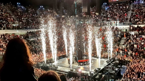 Radio Zeta Future Hits, воскресенье 1 июня макси-концерт возвращается в Centrale del Foro Italico