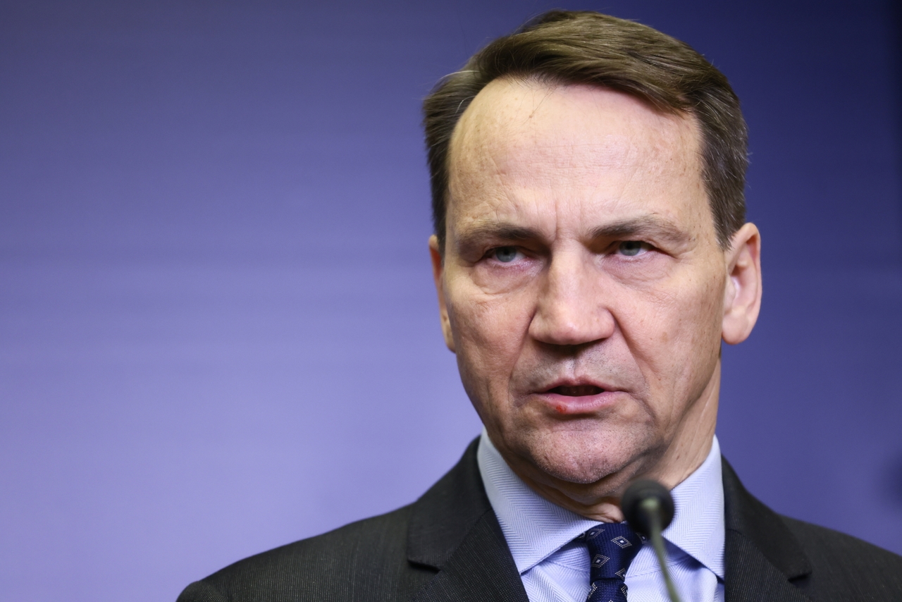 Sikorski: Iranian ambassador lied to me. Iran cannot avoid responsibility