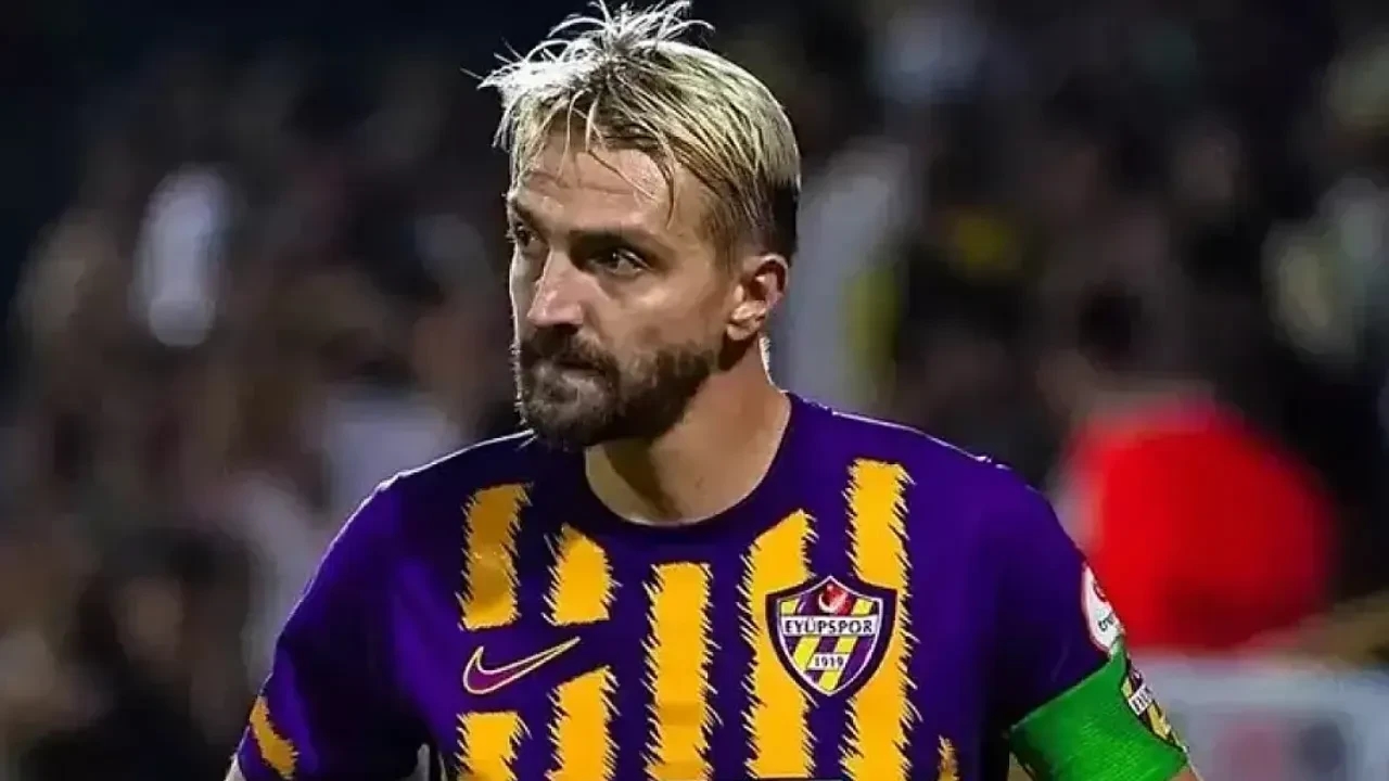 Déclaration de retraite de Caner Erkin : « Je veux jouer jusqu'à 40 ans »