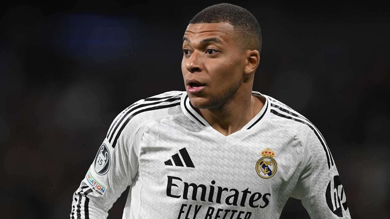 Tam bir savaş! Mbappé Madrid'e Bir Adım Uzakta... Ama PSG'den Ödenmeyen Maaşlar İçin 55 Milyon Euro Talep Ediyor!