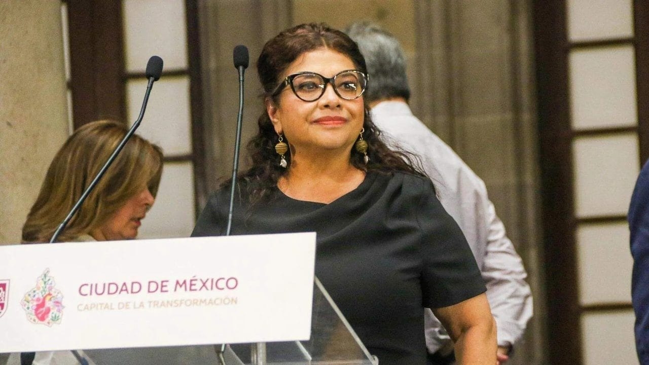 Le gouvernement de Clara Brugada sous les projecteurs : les meurtres de fonctionnaires et les manifestations de la CNTE mettent à l'épreuve le leadership à Mexico