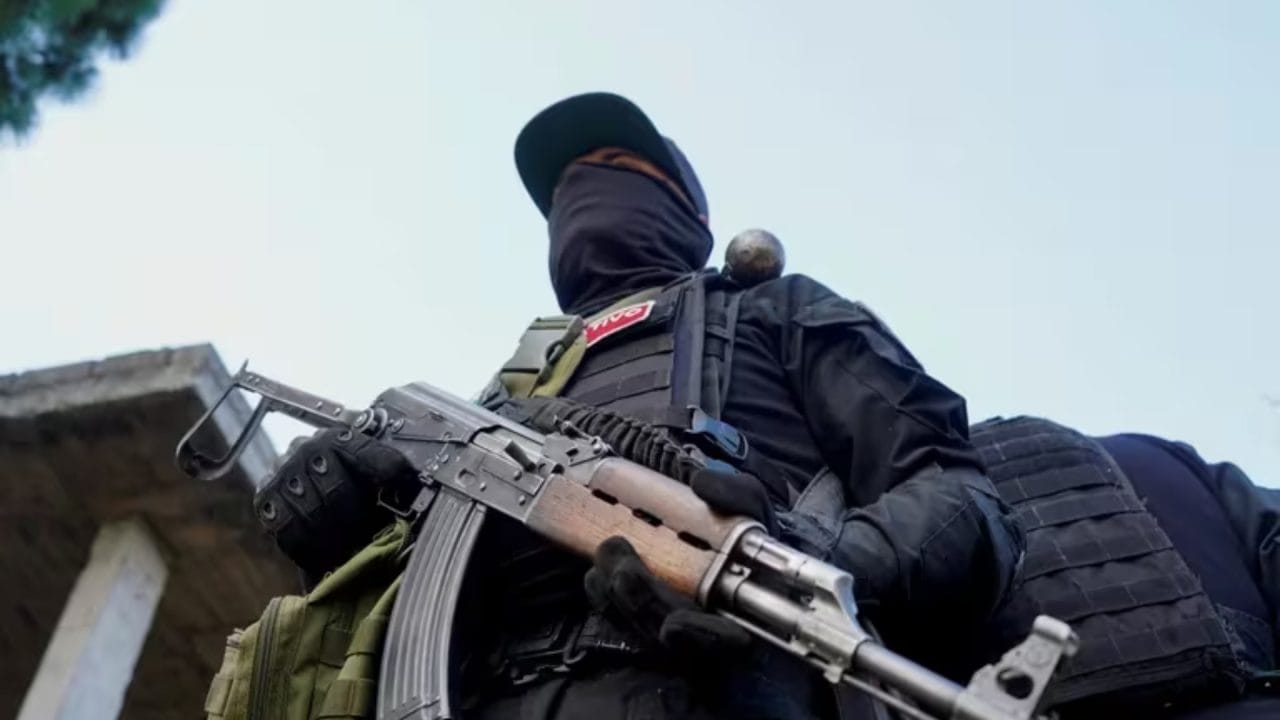 Michoacan'da Adli Tartışma: Yargıç, CJNG Operatörü Olduğu İddia Edilen "La Güera"yı Teknik Bir Nedenle Serbest Bıraktı; FGR Eylemleri Duyurdu