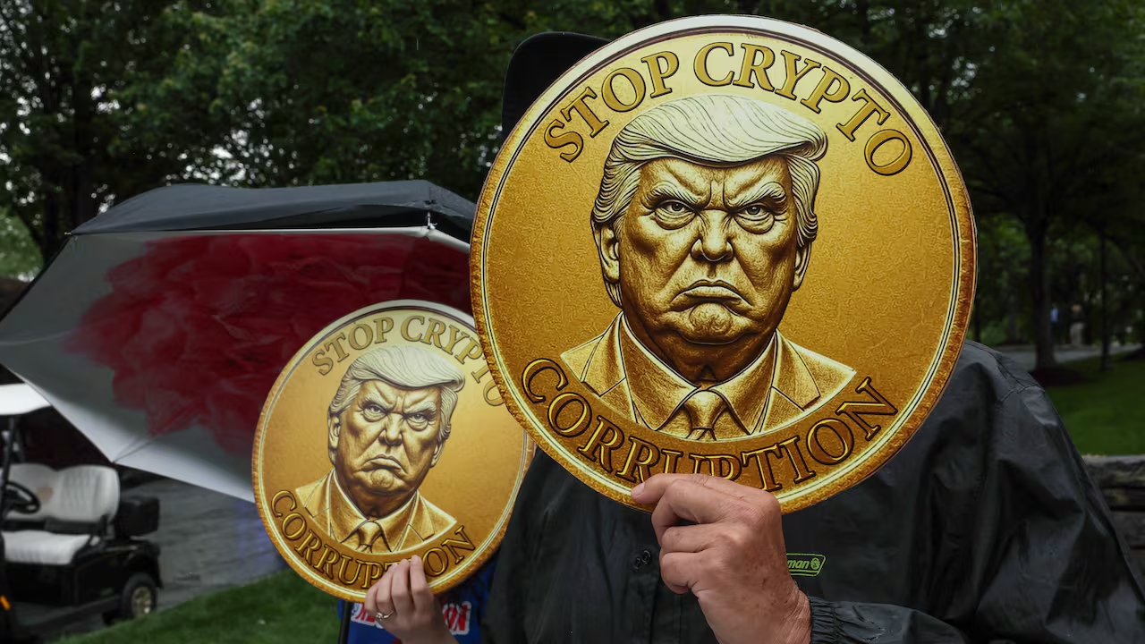 Scandalo a Washington! Trump nell'occhio del ciclone per un sontuoso gala con gli investitori in criptovalute